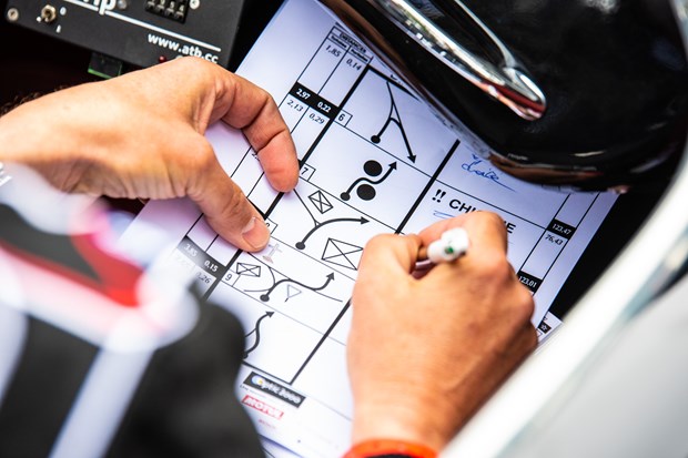 TOUR AUTO 2018 - ETAPE 2 : BESANCON / MEGEVE (25 avril) LES ANGLAIS AU SOMMET !