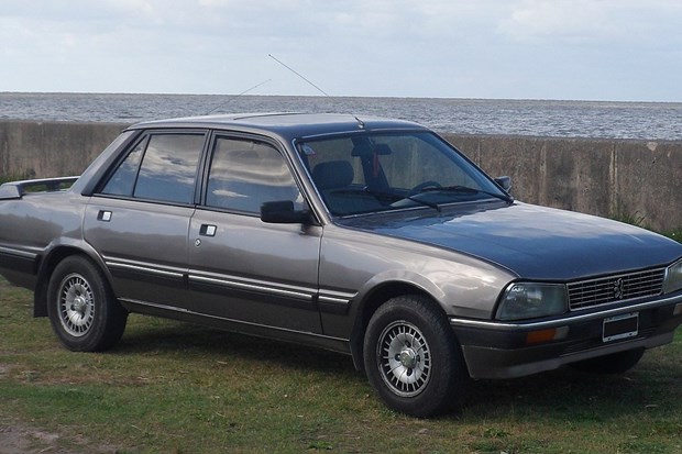 Peugeot 505 Buying Guide: Robuste et polyvalente