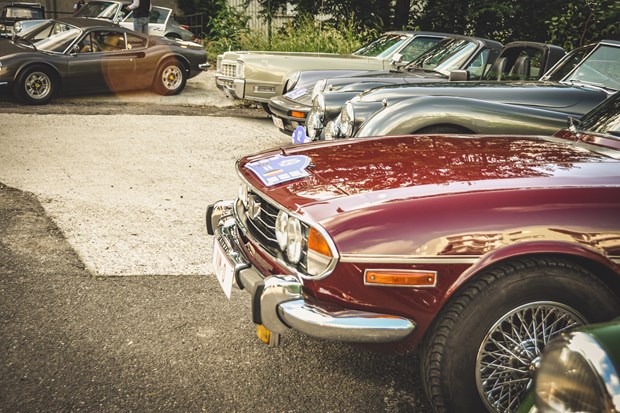 Choisir et financer votre voiture de collection : guide pratique