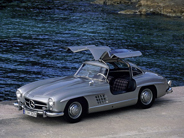 Mercedes 300 SL : van race naar baan