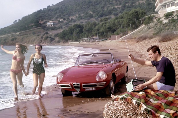 Alfa Romeo Spider, epitome of la dolce vita
