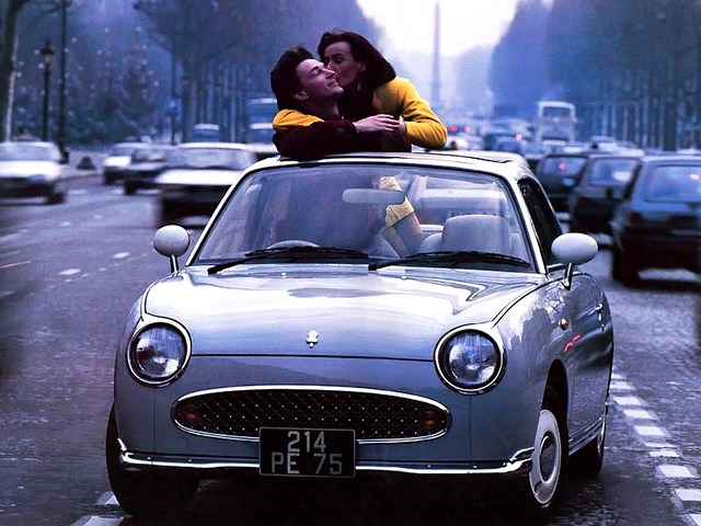 Nissan Figaro, so fashion !