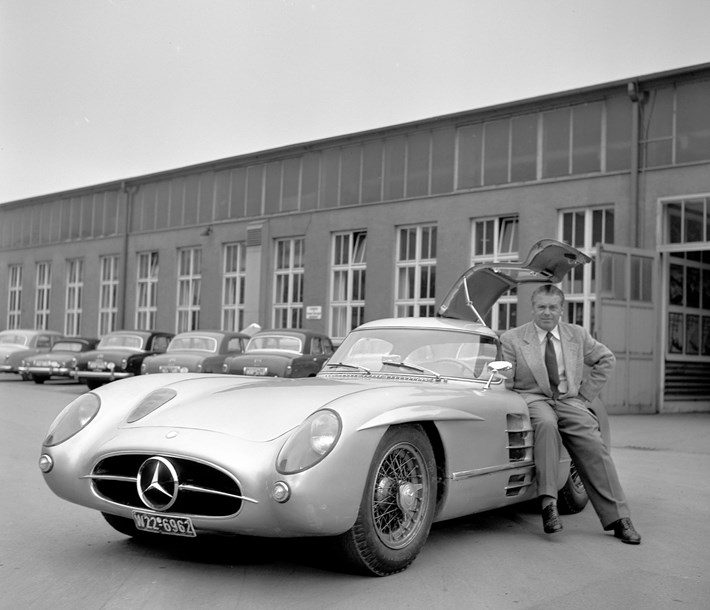 Mercedes-Benz 300 SLR Uhlenhaut Coupe record breaker