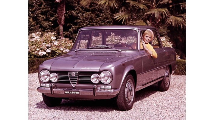 alfa-romeo-giulia-super-1965