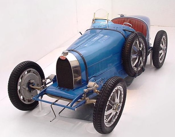 05_bugatti_Type_35_From_Motorlegend.jpg