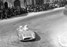 mille_miglia_1955_stirling_moss_000