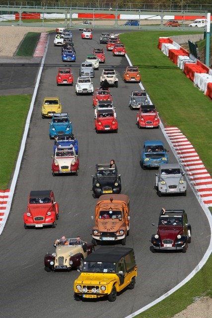 24H24 2CV de Spa-Francorchamps 2009