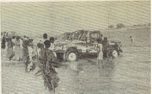 6 dakar cars water.png