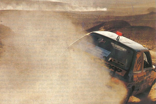 lucien beckers -En tête au Paris Dakar 1982