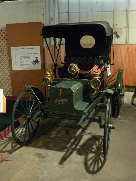 Boyertown Museum of Historic Vehicles-08 1907 Duryea Buggyau Sports Buggy.jpg