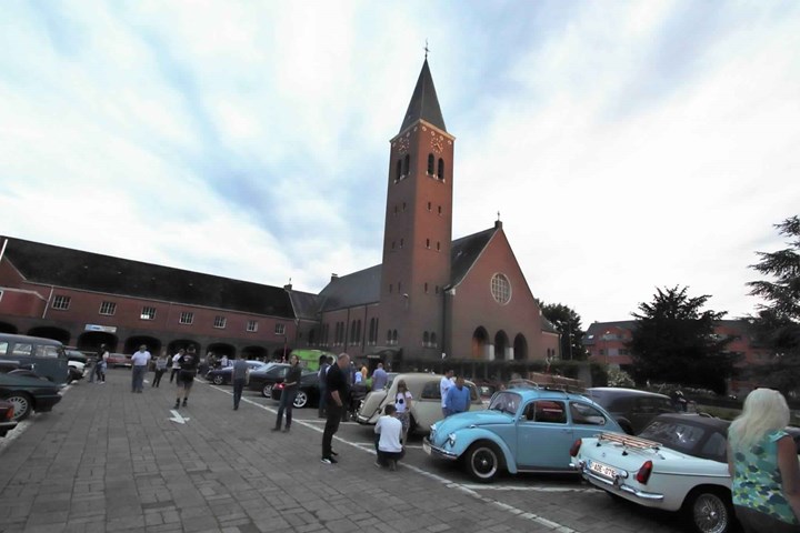 Cars and Coffee (Rewards)