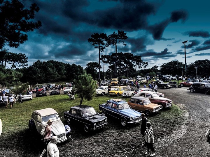 Rassemblement Mensuel Rétro Auto Moto Mimizan