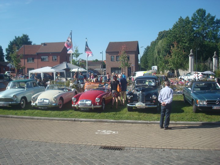 Ambiorix Old Cars Retro and flea market