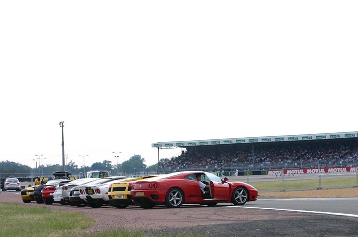 Elégance Cars & Bikes Show