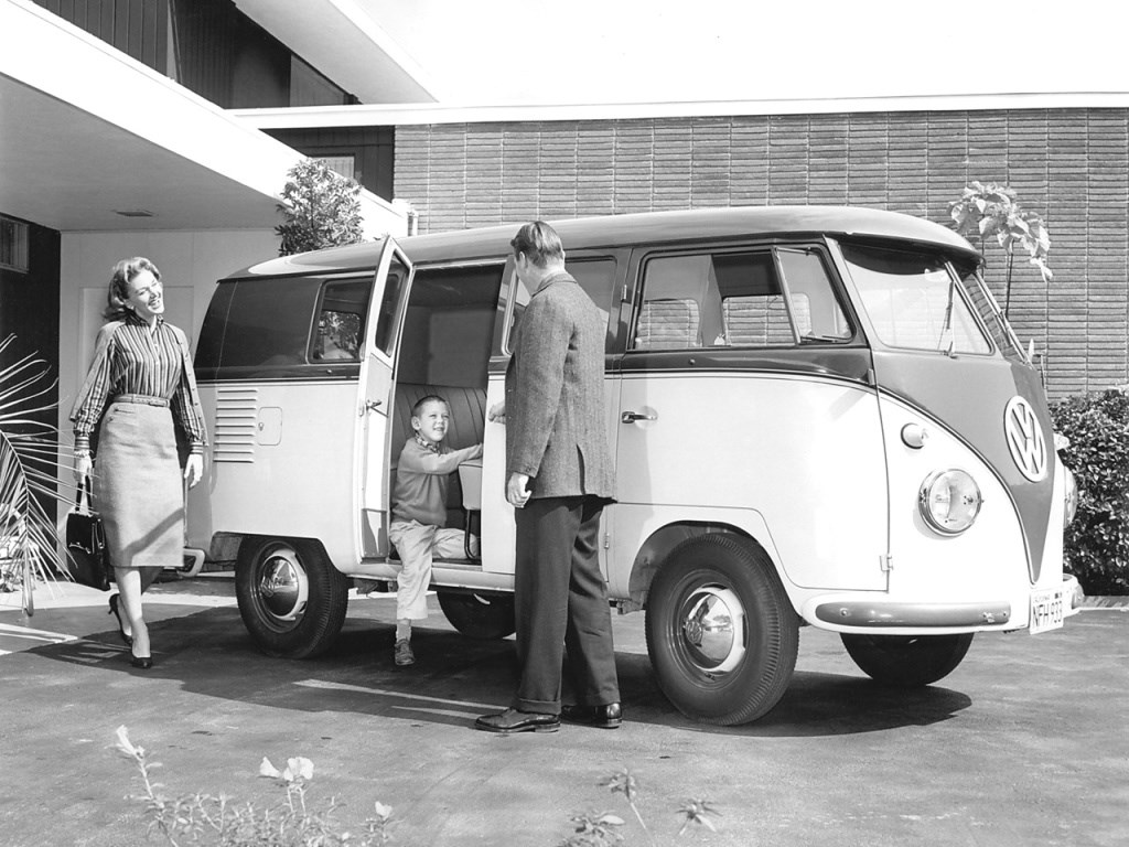  1962 Volkswagen Krankenwagen T1 [Typ 2] in Car Crazy, 2001-2024