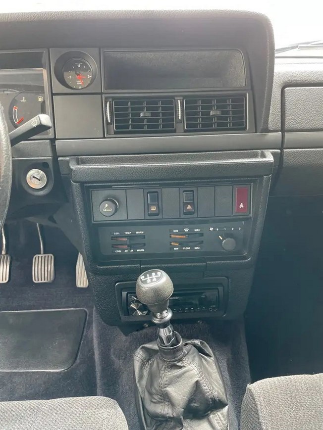 Volvo Other Models  - 1990