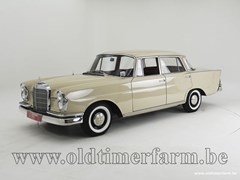 Mercedes-Benz 220 1960