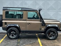 Land Rover Defender 2001