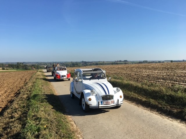 de-2-pk-tjes-fluitjes-rit-classic-car-passion